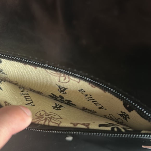 Amliya Owl handbag/backpack. - Picture 5 of 6